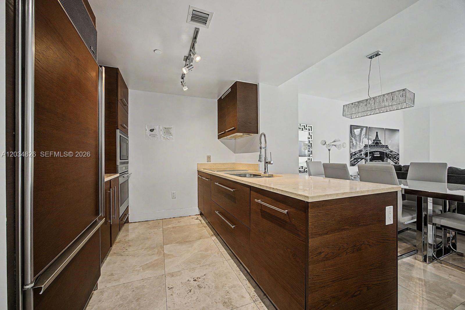 485 Brickell Ave # 2209