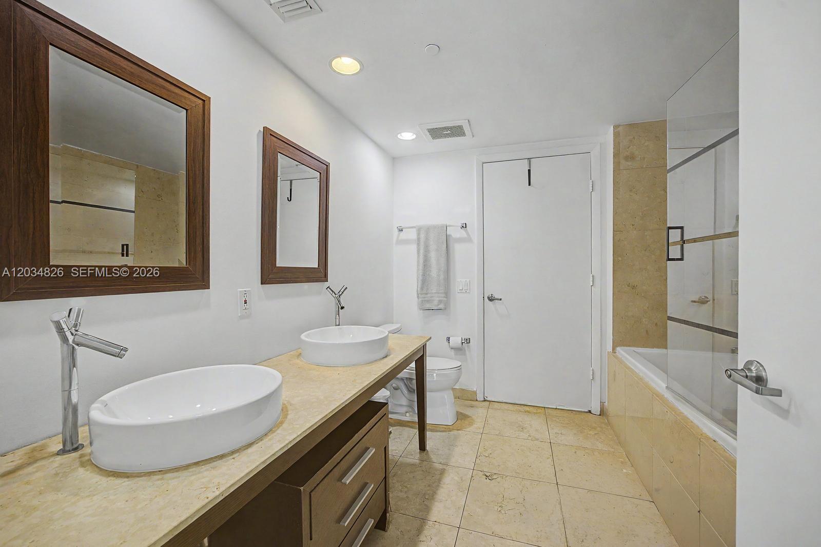 485 Brickell Ave # 2209