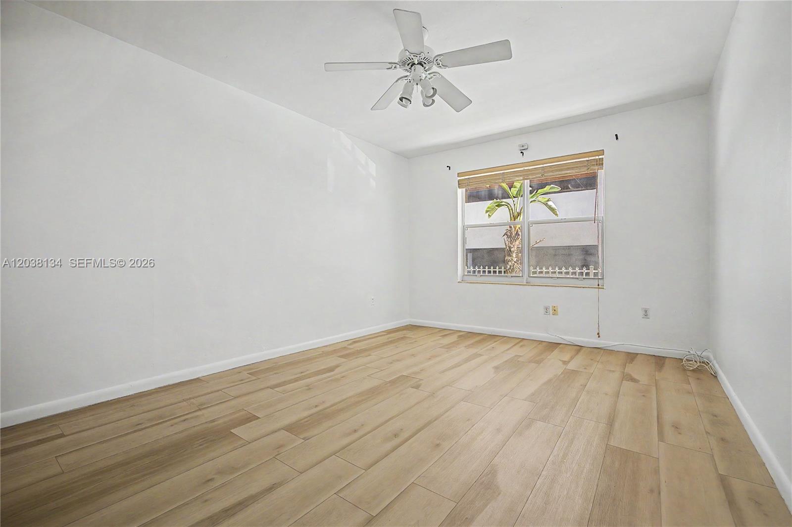 1751 Washington Ave # 1F