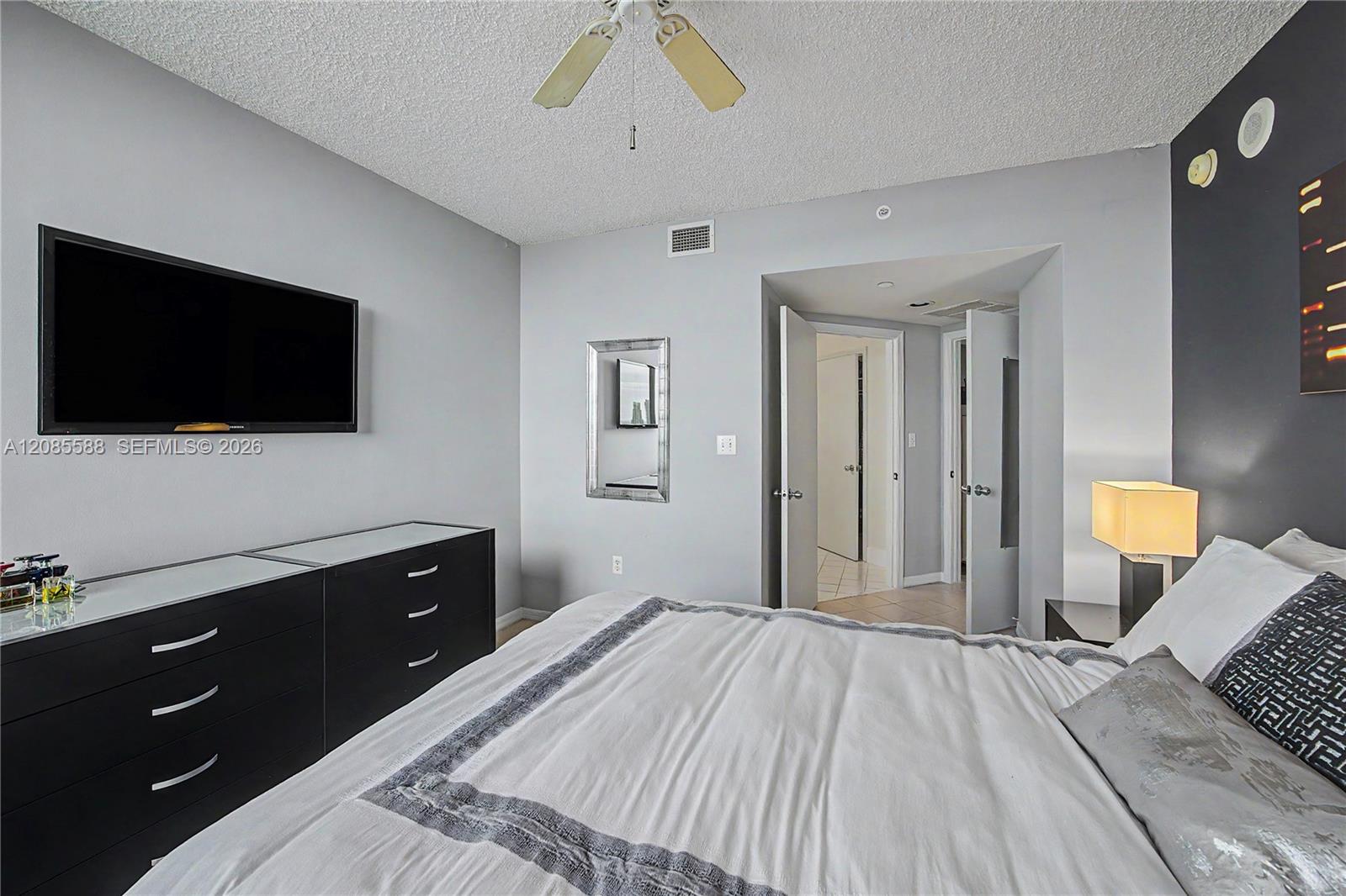 1330 West Ave # 2412