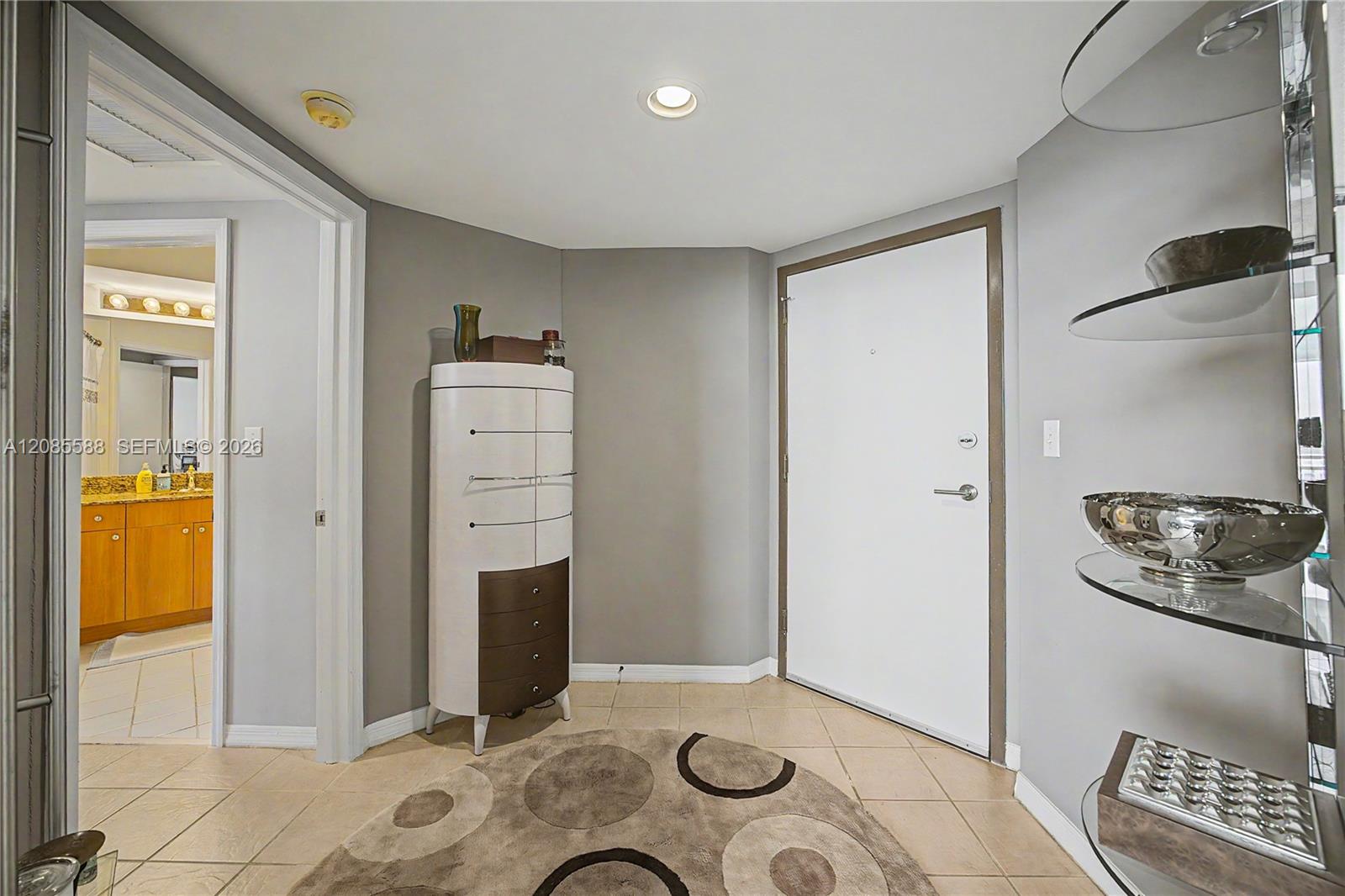 1330 West Ave # 2412