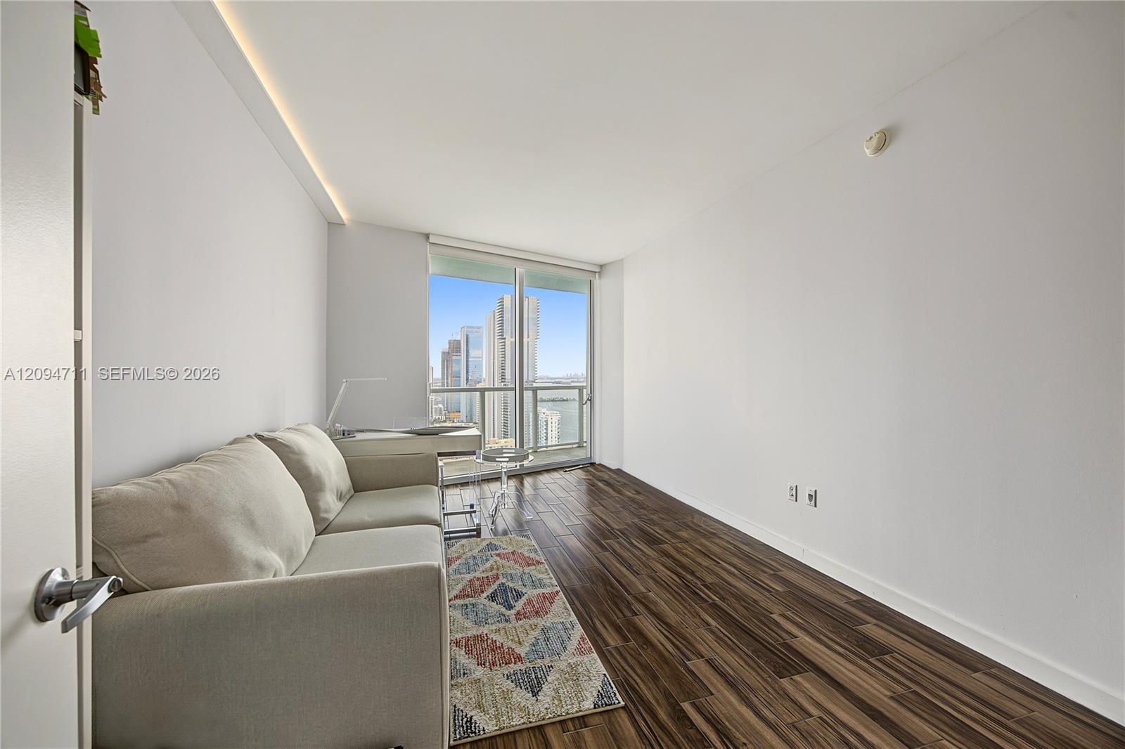 1900 N Bayshore Dr # 3604