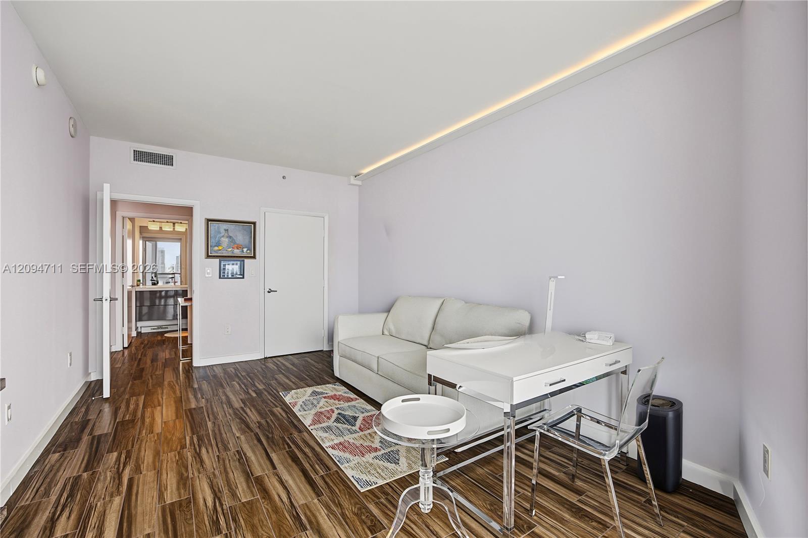 1900 N Bayshore Dr # 3604