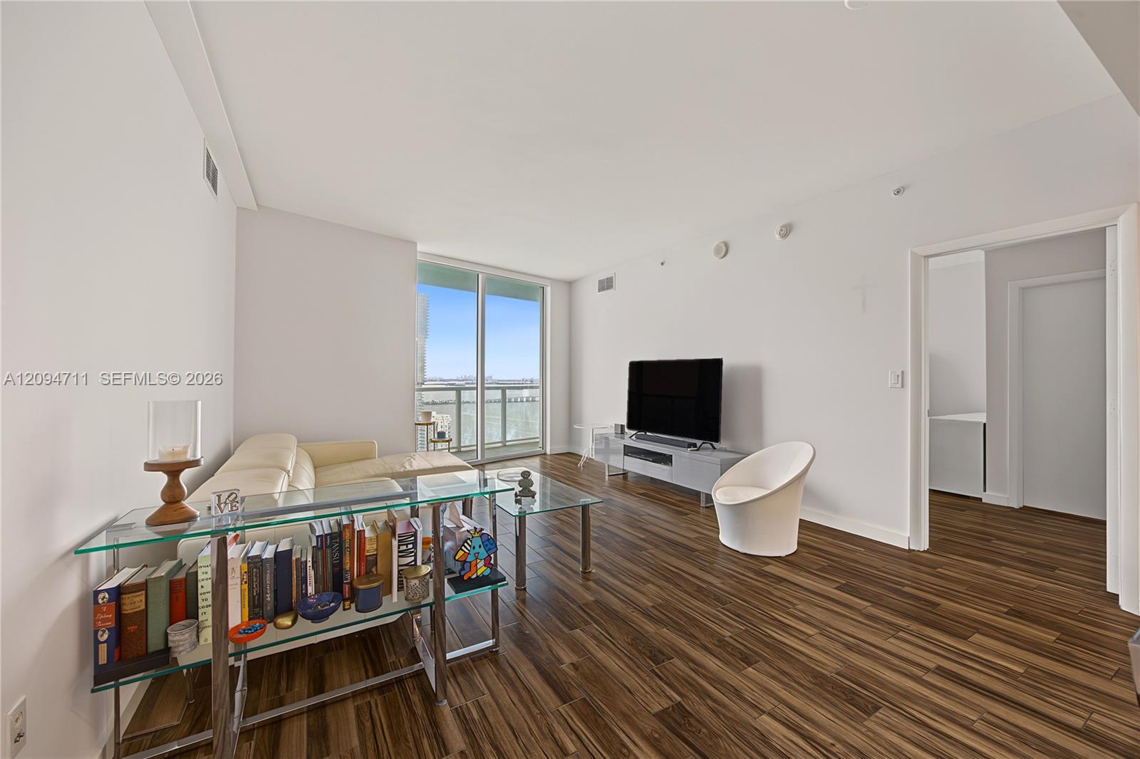 1900 N Bayshore Dr # 3604