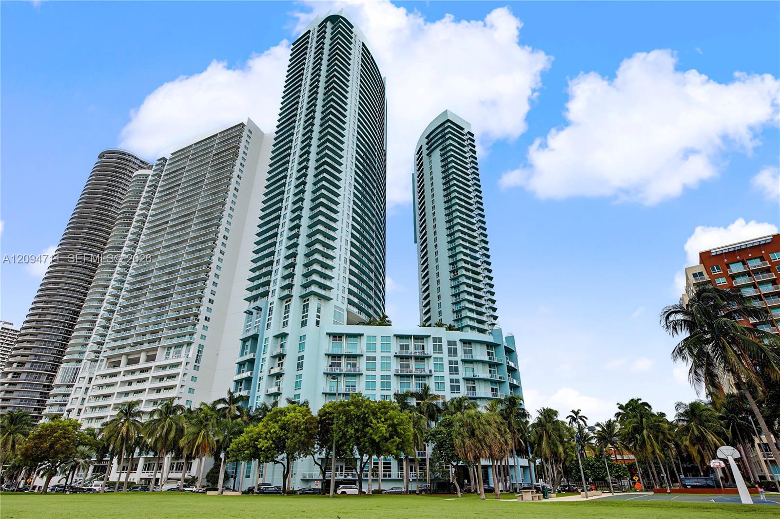 1900 N Bayshore Dr # 3604