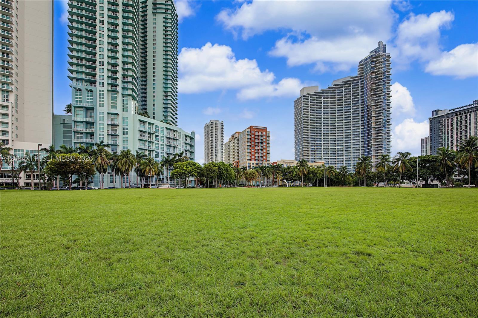 1900 N Bayshore Dr # 3604