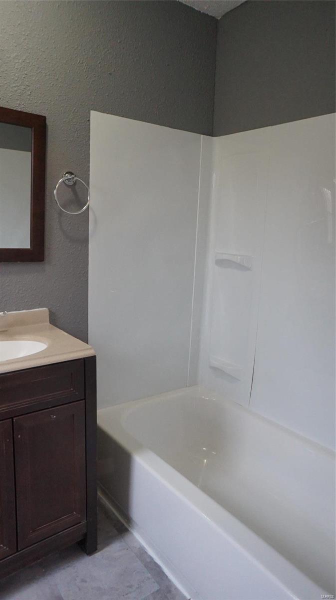 1608 Caseyville Avenue