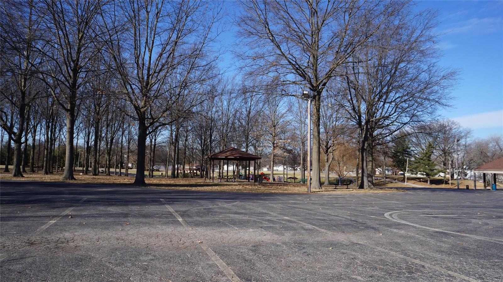 1608 Caseyville Avenue