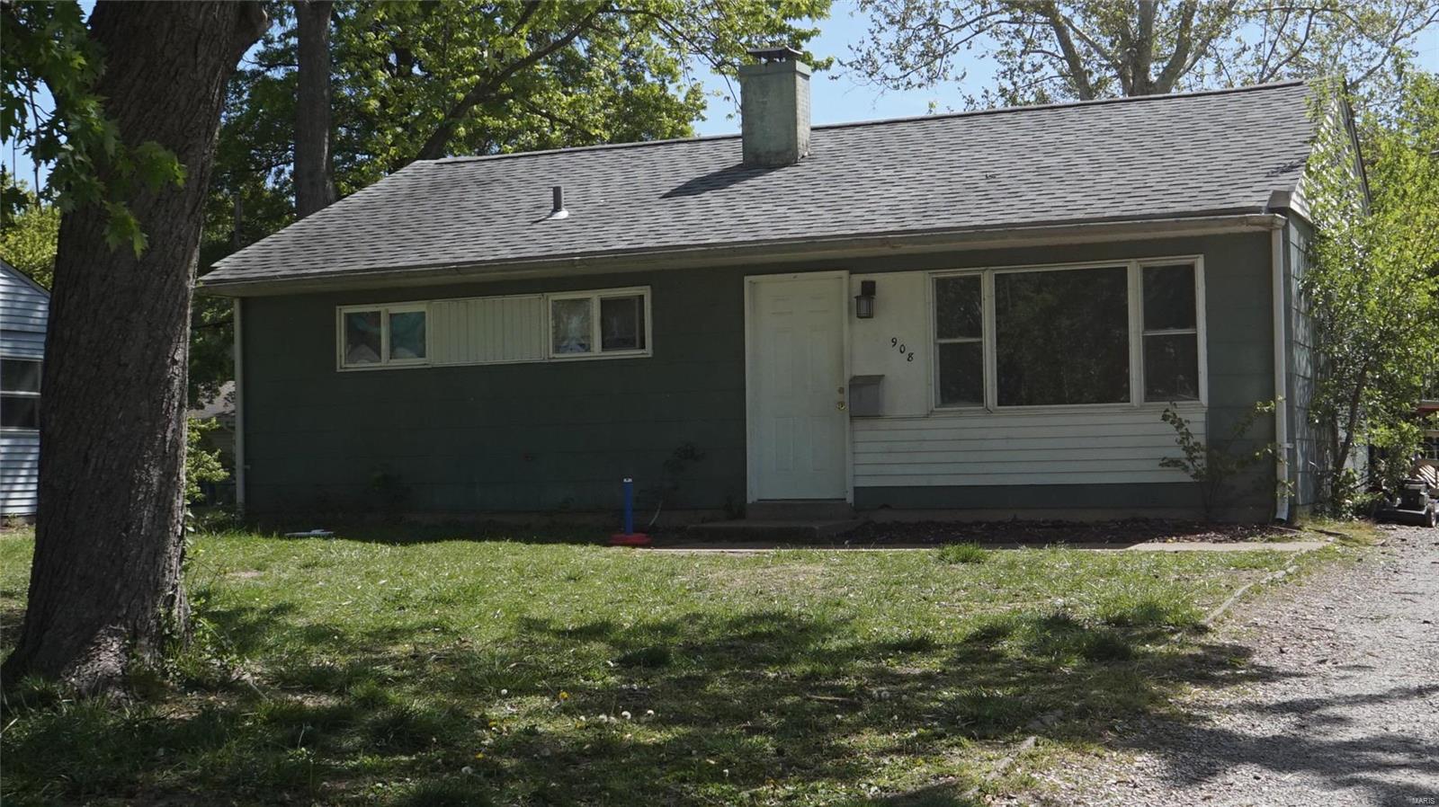 804 Royal Heights Road