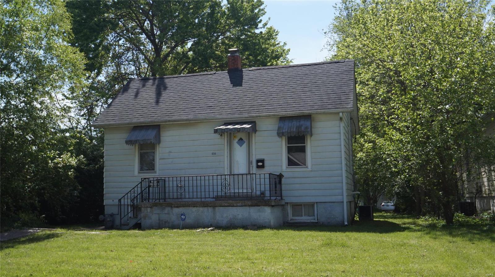 804 Royal Heights Road