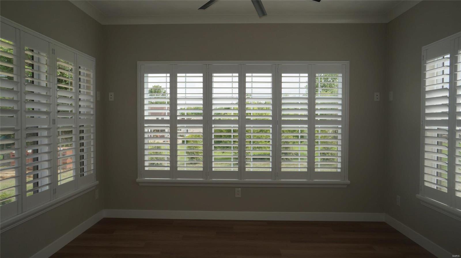 2044 Ravenel