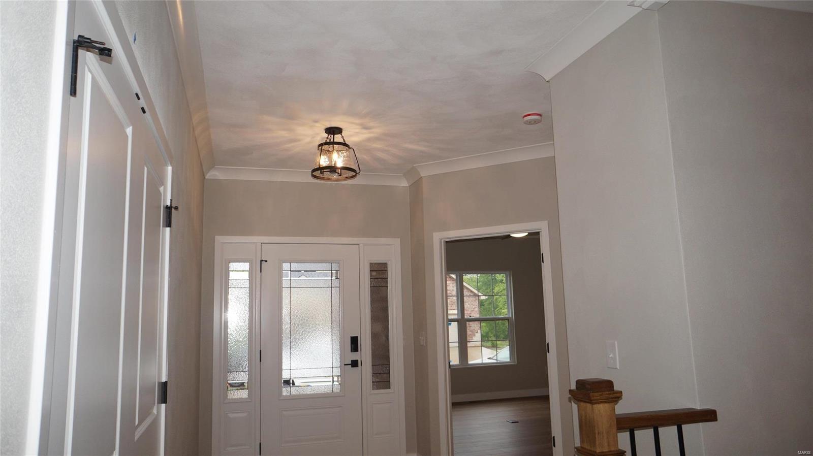 2044 Ravenel