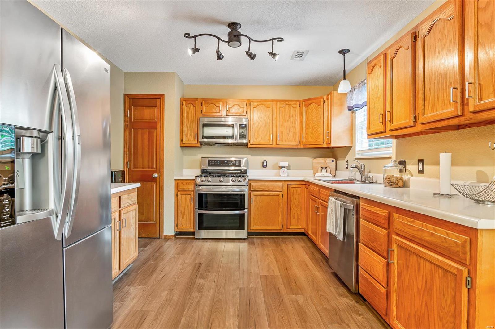 1524 Round Top Ridge