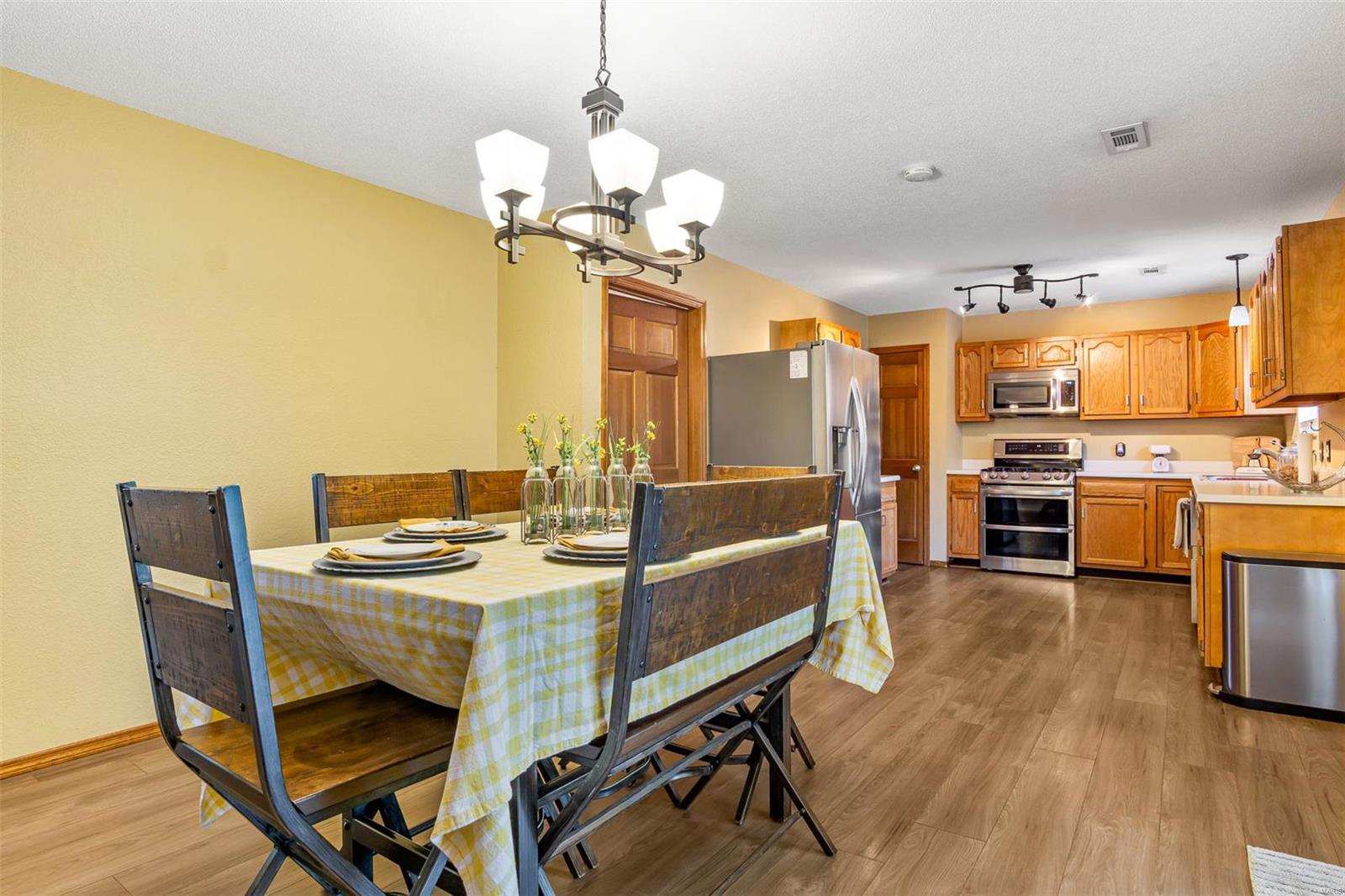 1524 Round Top Ridge