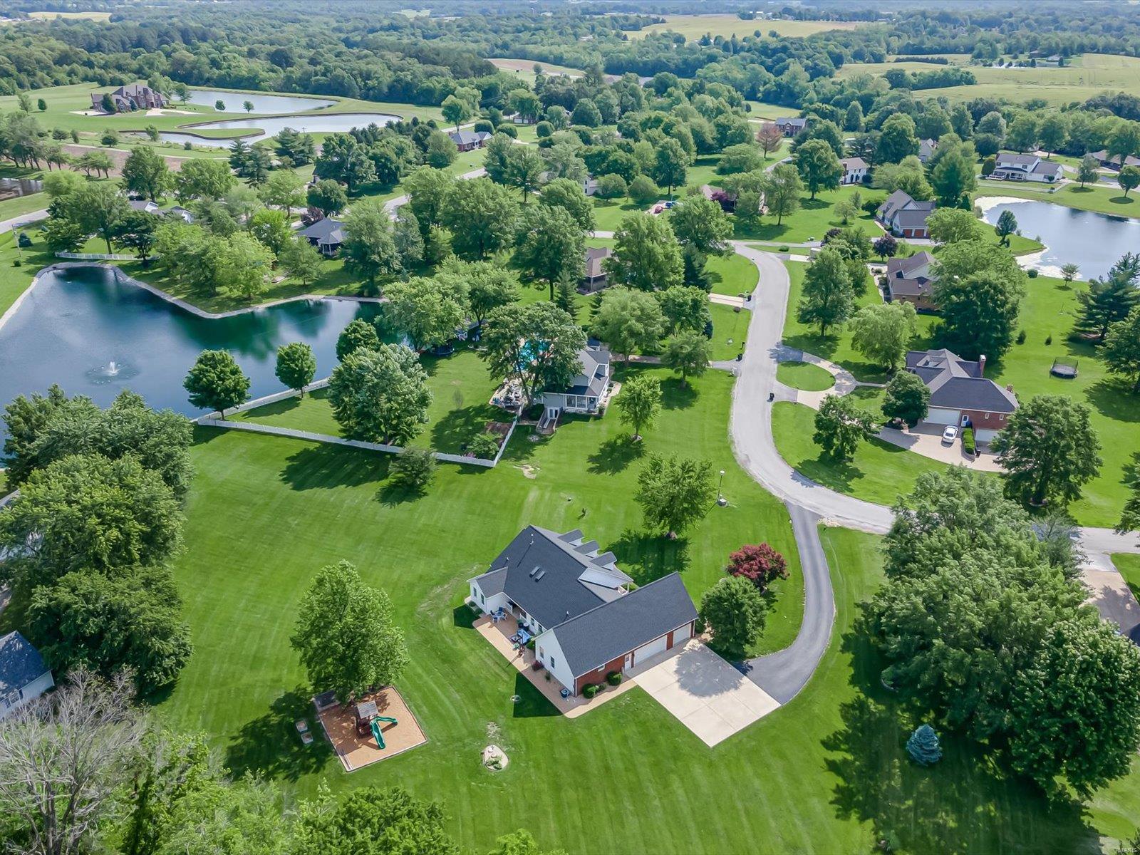 6 Country Lakes Lane