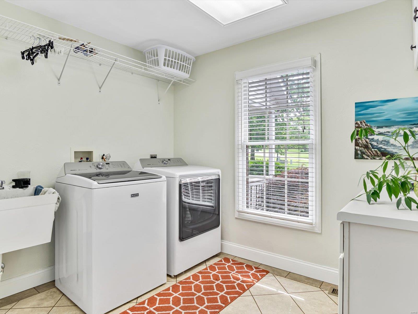 6 Country Lakes Lane