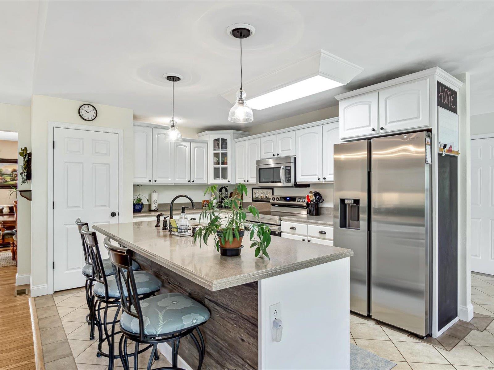 6 Country Lakes Lane