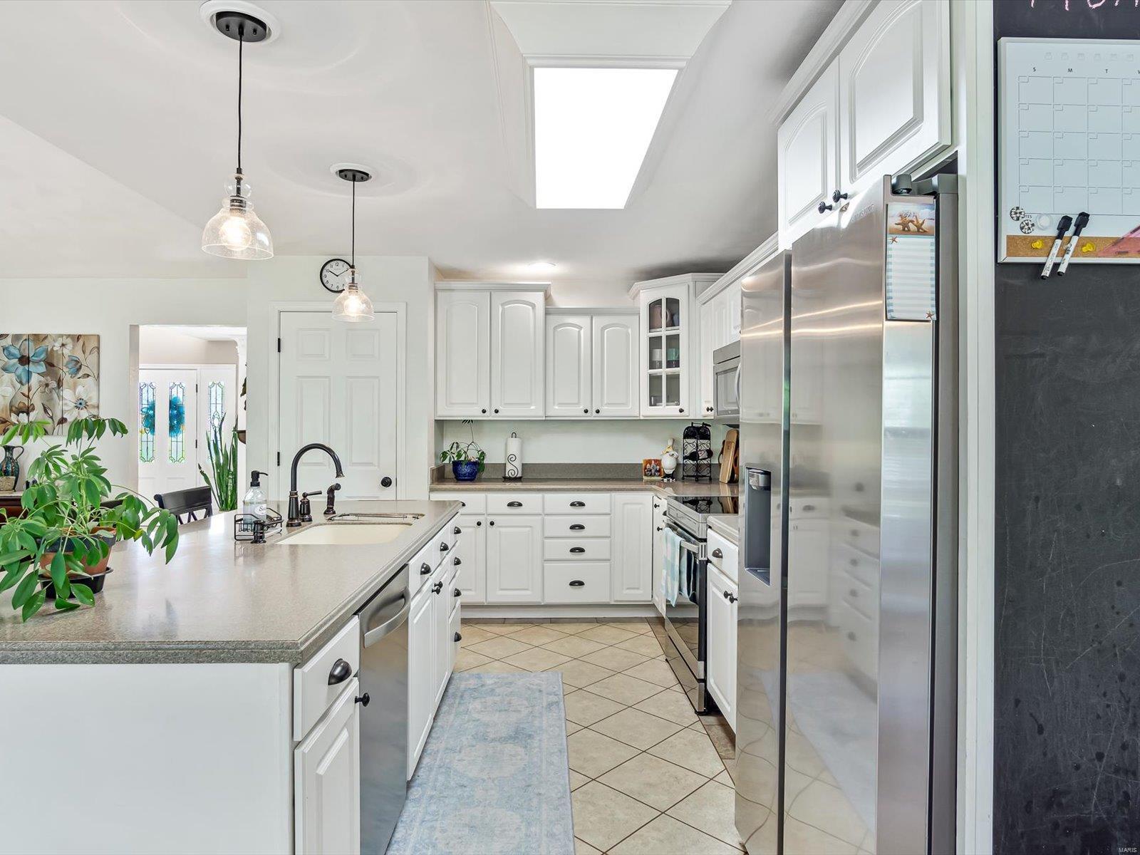 6 Country Lakes Lane