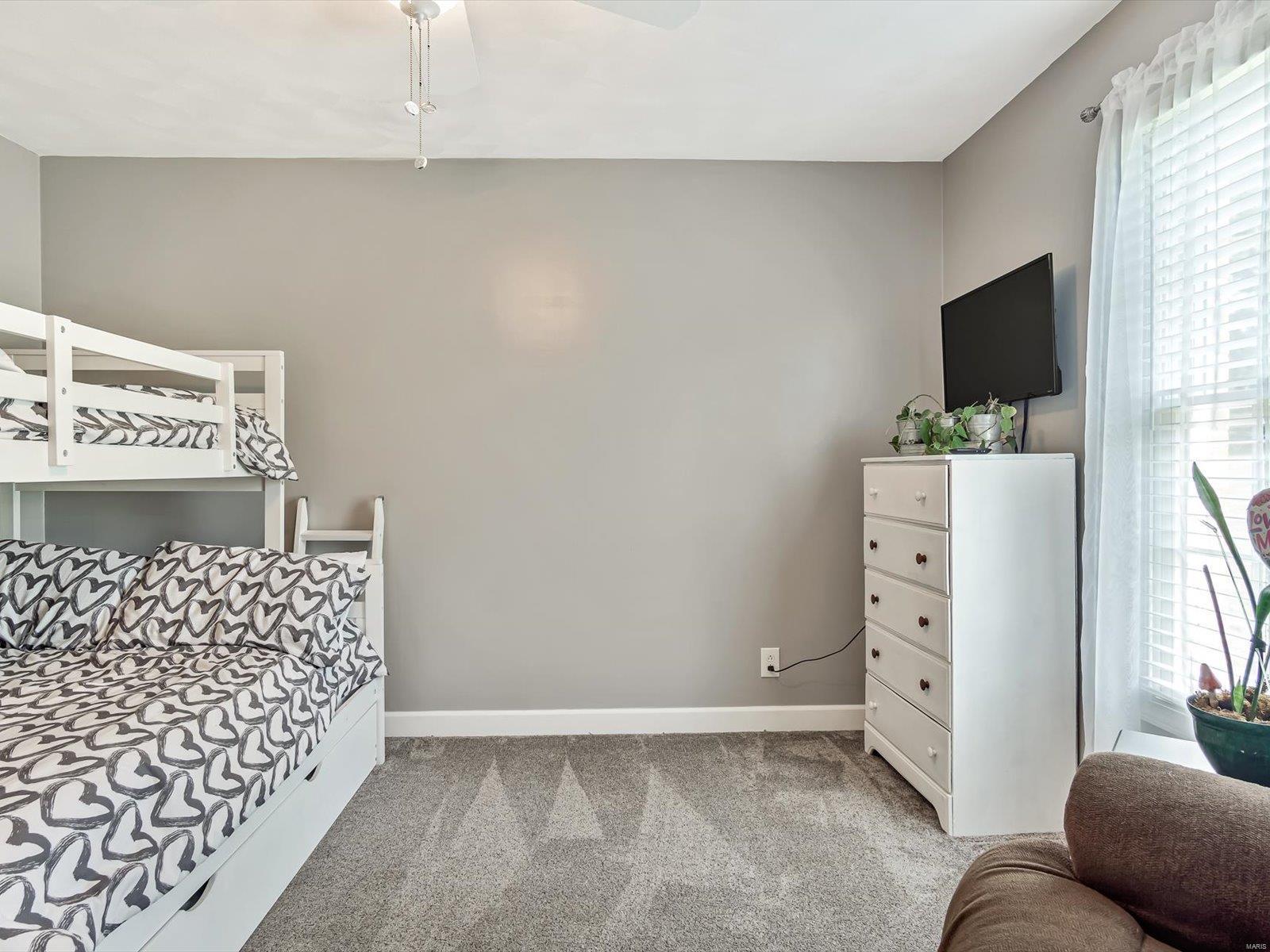 6 Country Lakes Lane