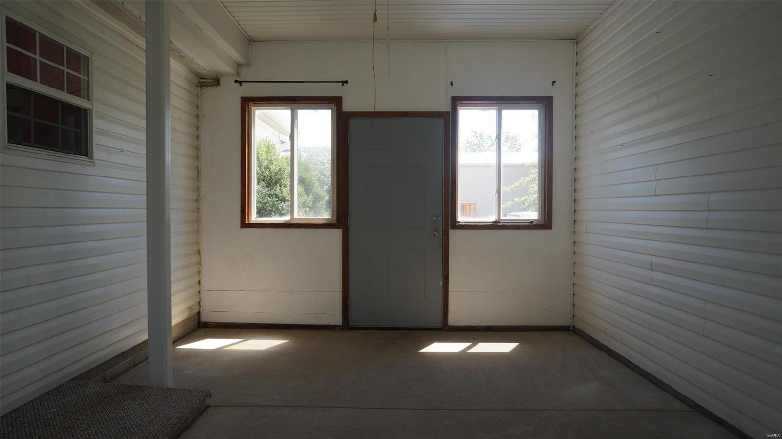 226 E Harrisonville Drive