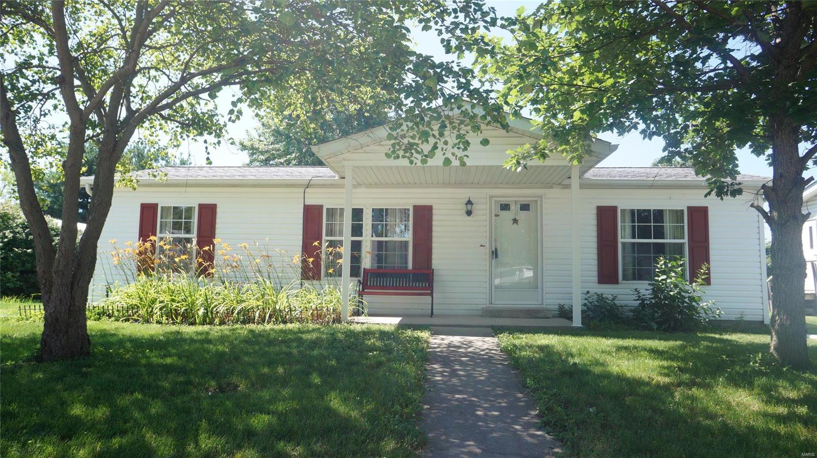 226 E Harrisonville Drive