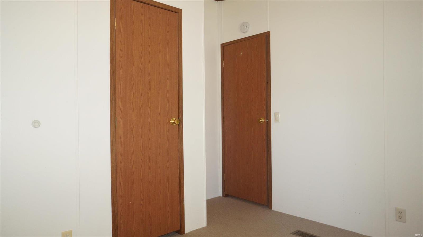 226 E Harrisonville Drive