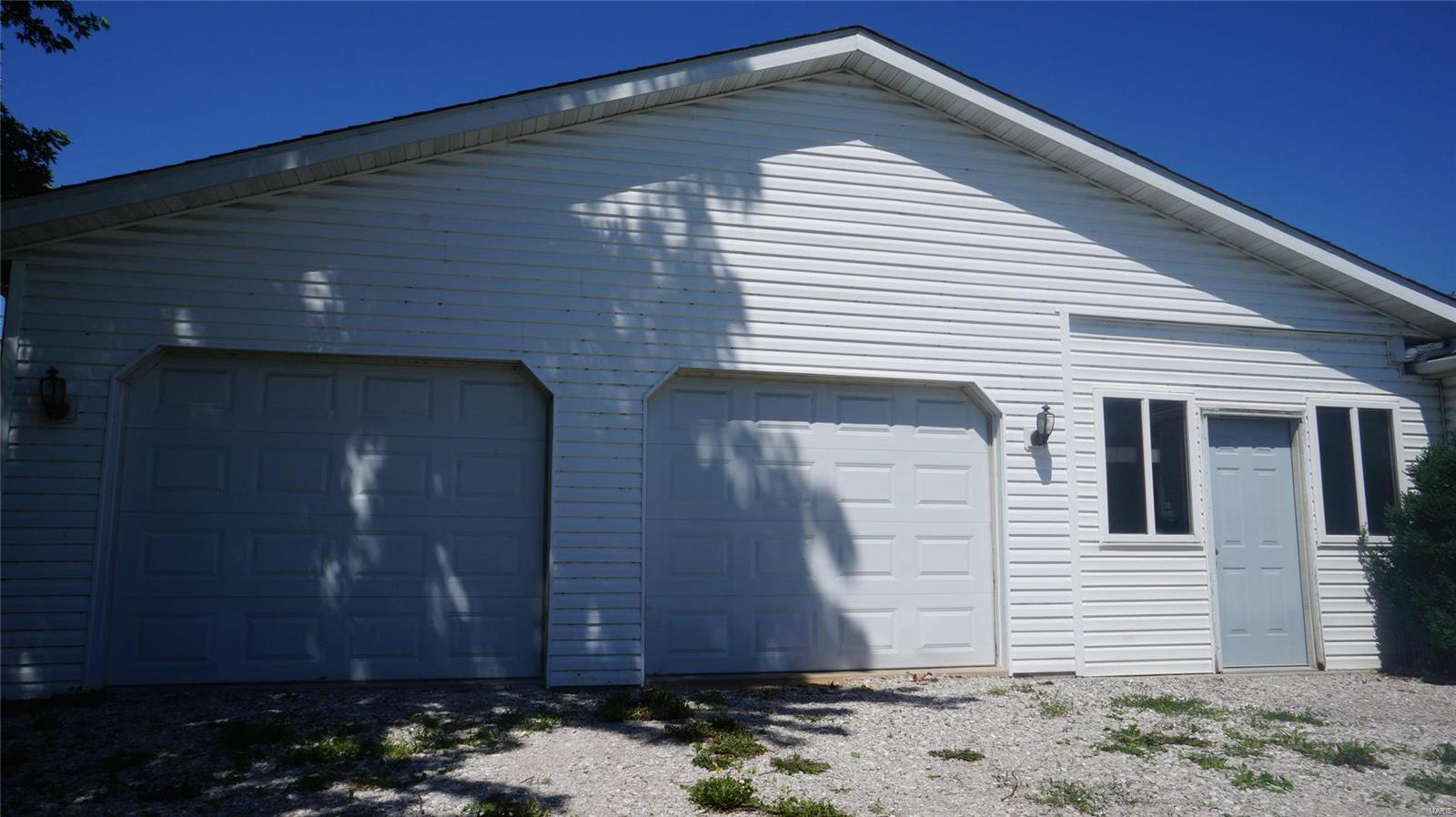 226 E Harrisonville Drive