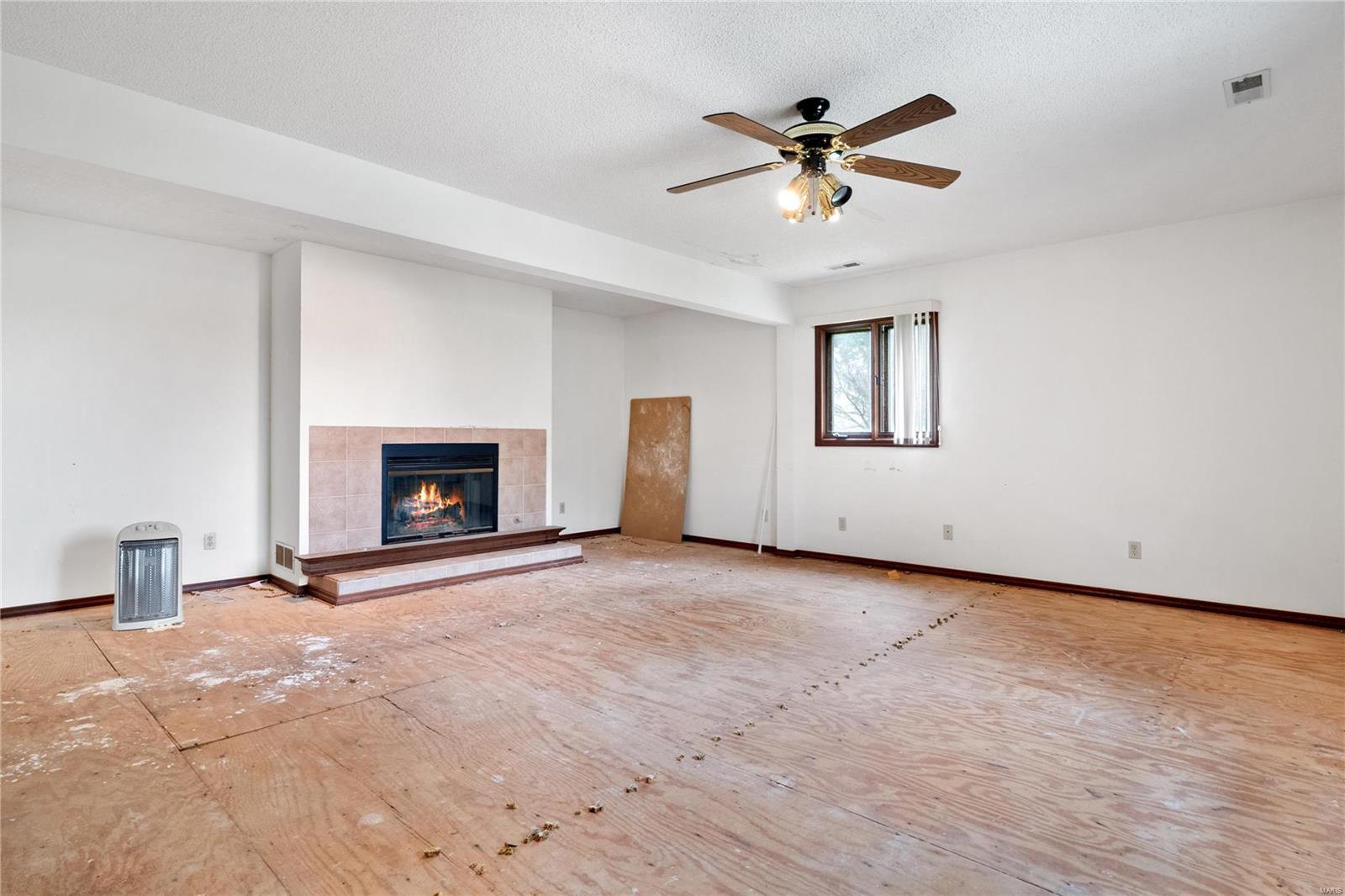 8718 Le Pere School Road