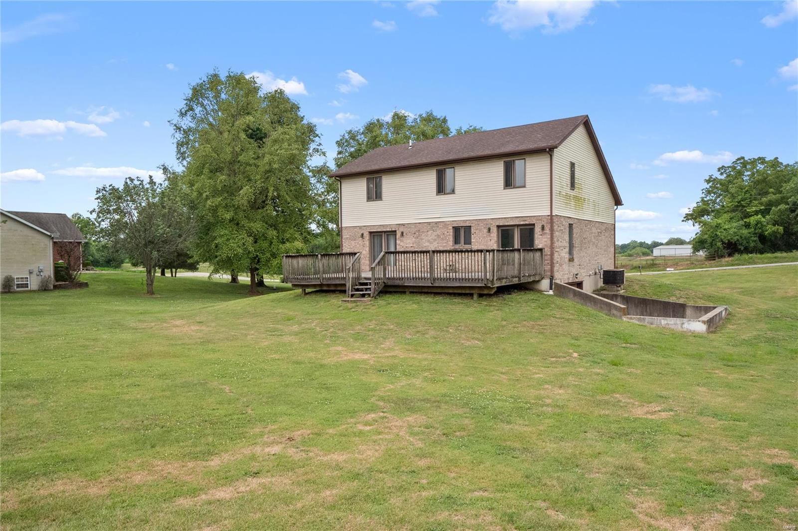 8718 Le Pere School Road