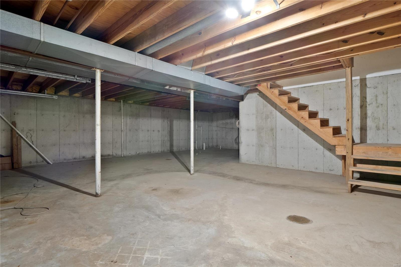 8718 Le Pere School Road