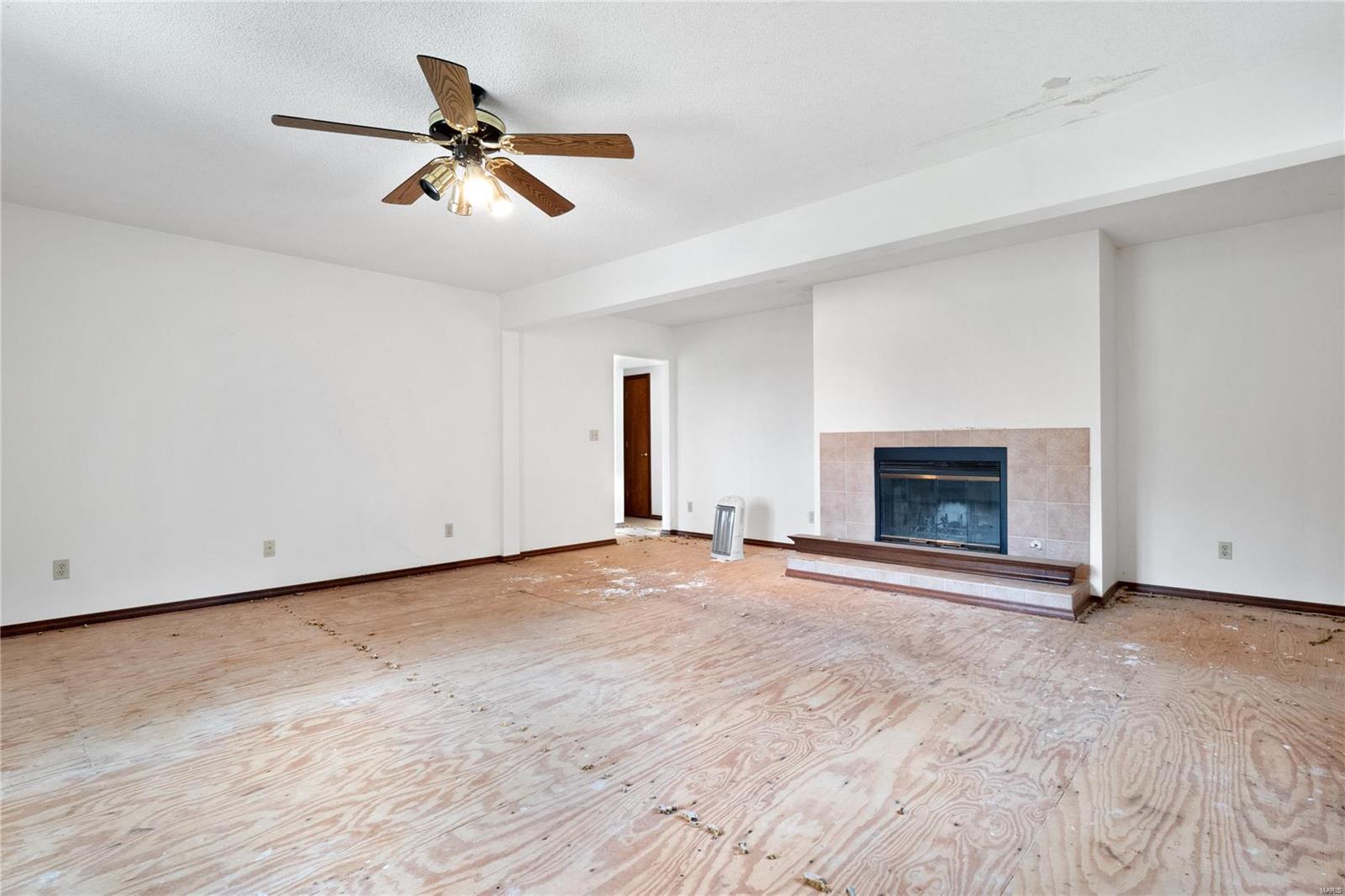 8718 Le Pere School Road