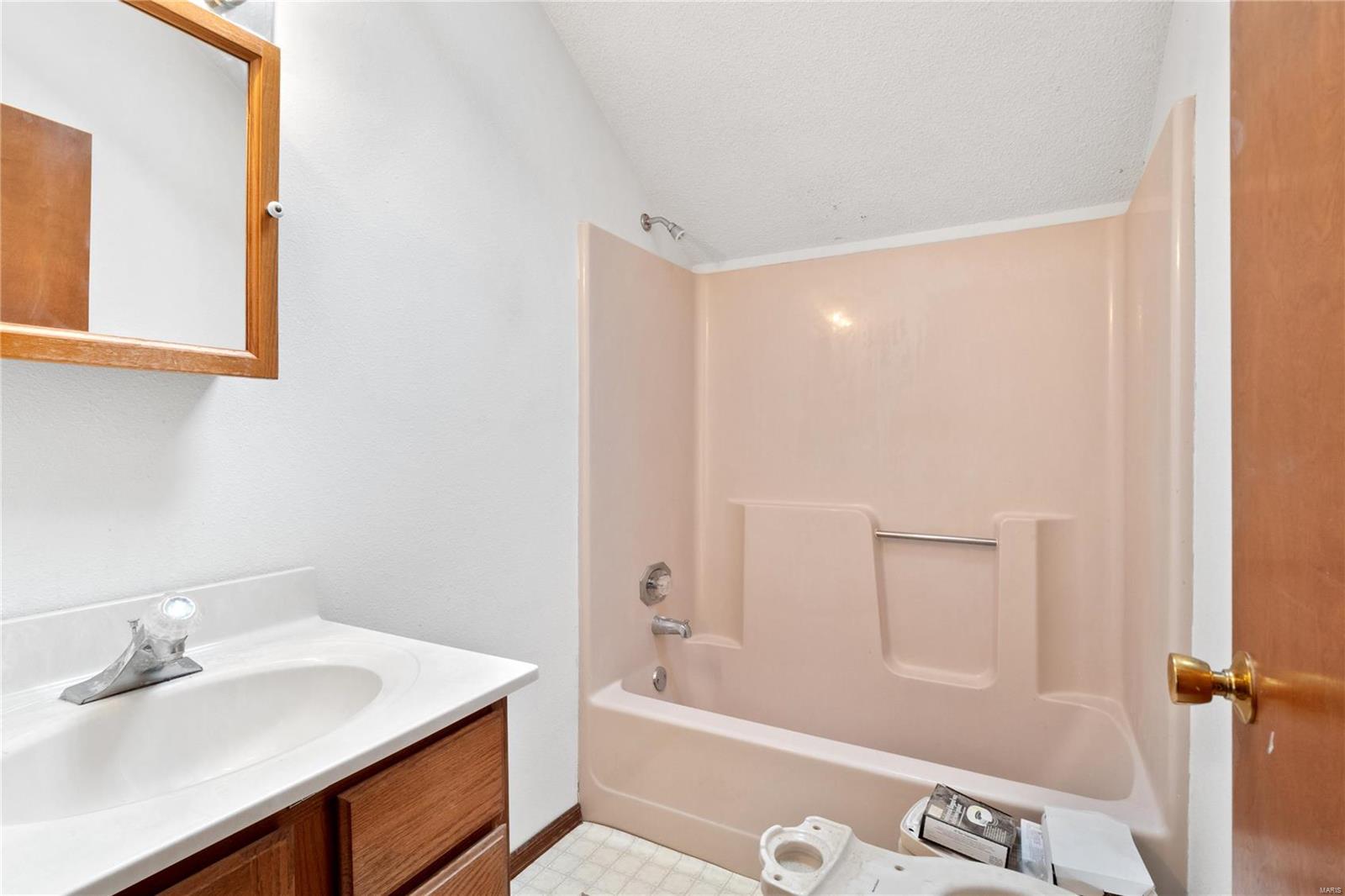 8718 Le Pere School Road