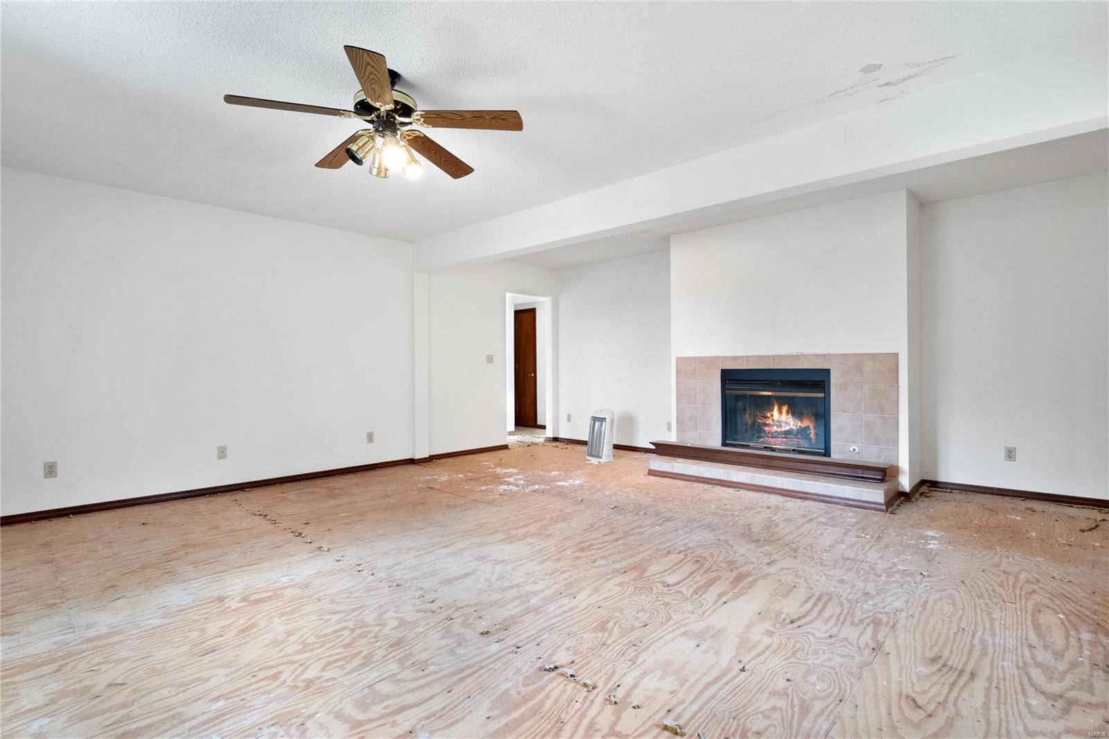 8718 Le Pere School Road