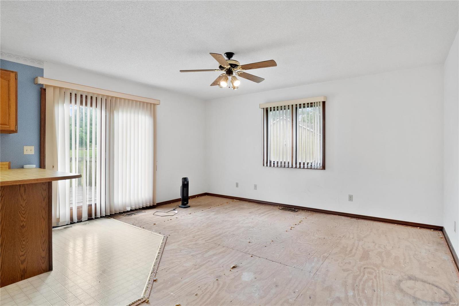 8718 Le Pere School Road