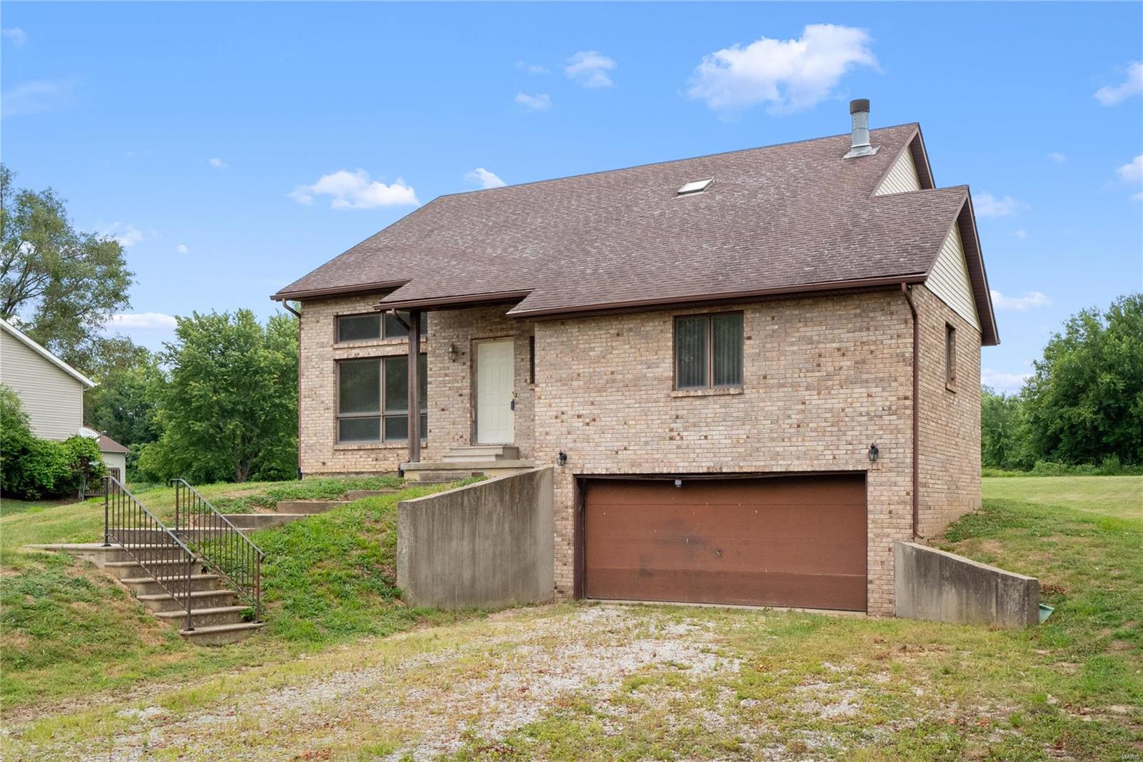 8718 Le Pere School Road