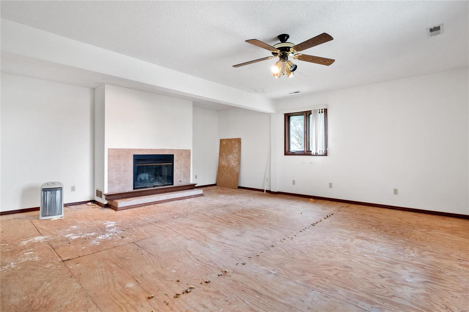 8718 Le Pere School Road