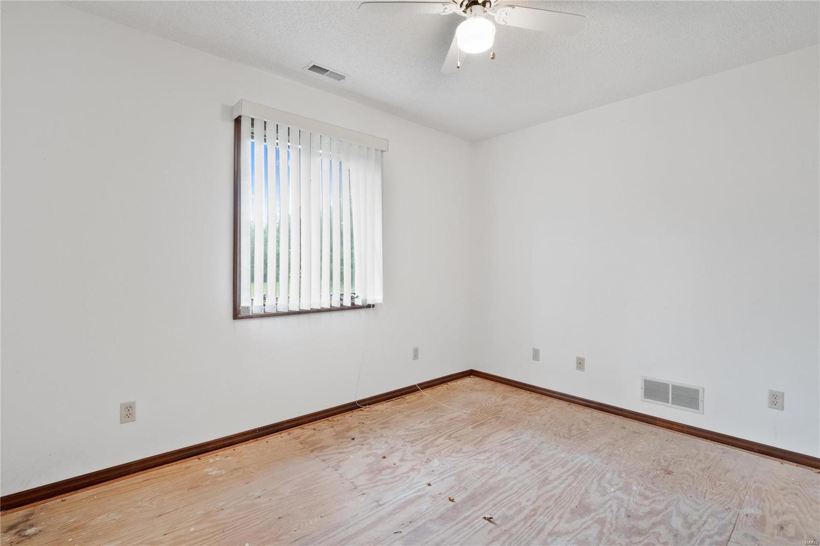 8718 Le Pere School Road