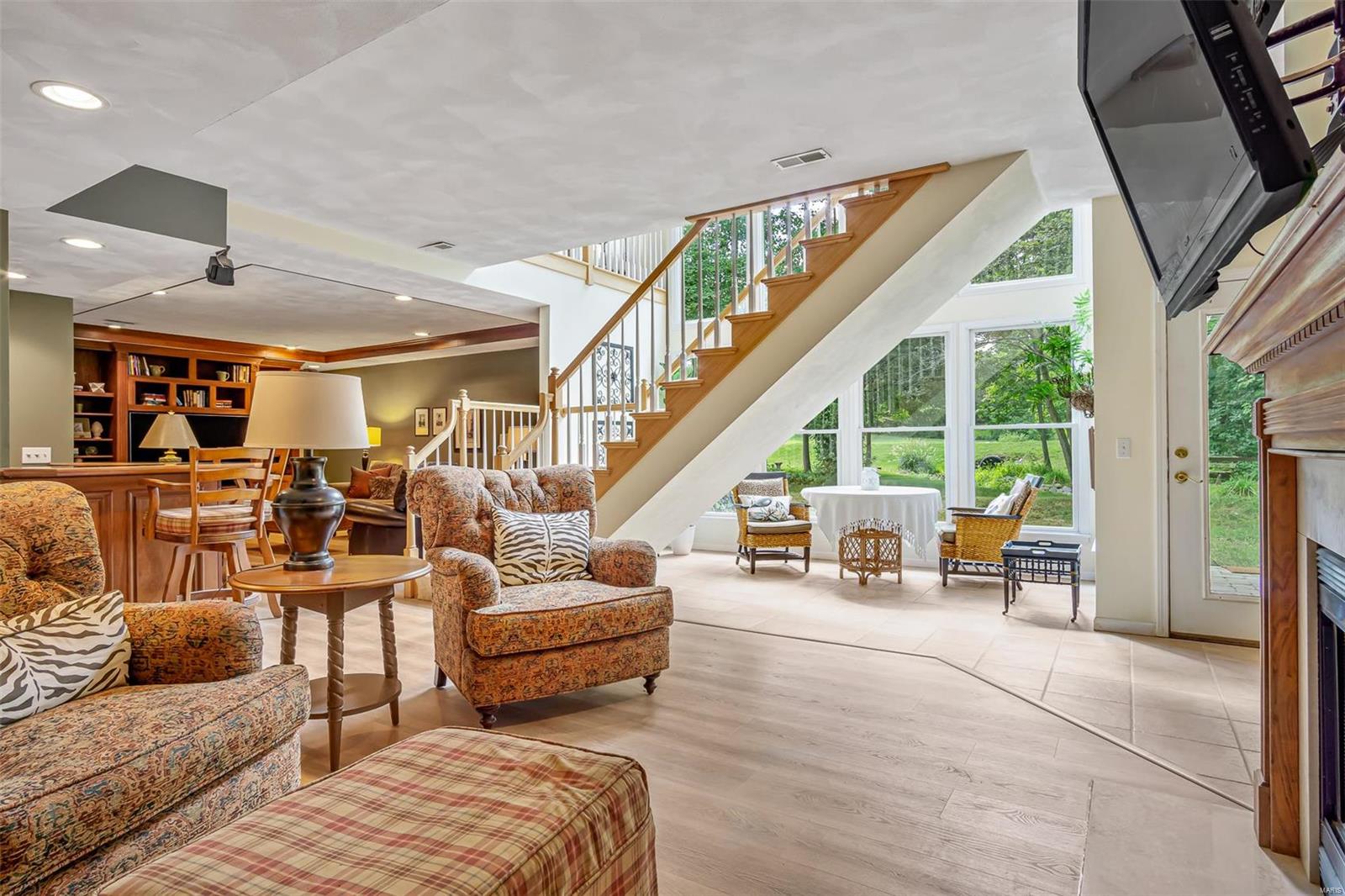 1716 10th Fairway Drive