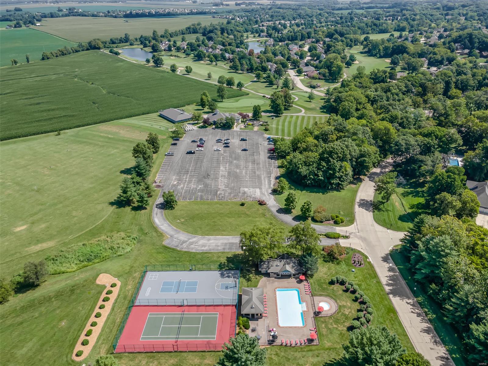 1716 10th Fairway Drive