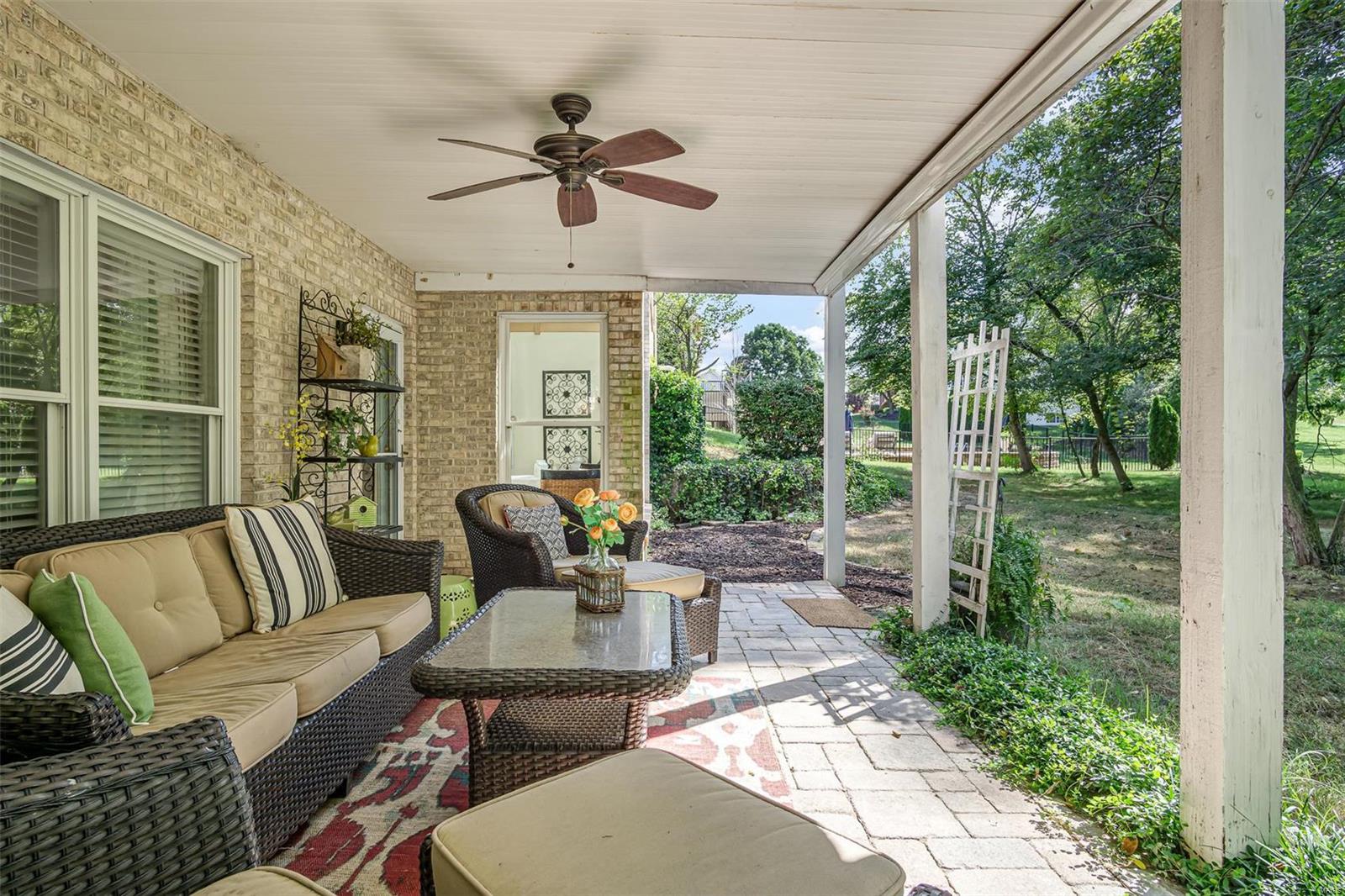 1716 10th Fairway Drive