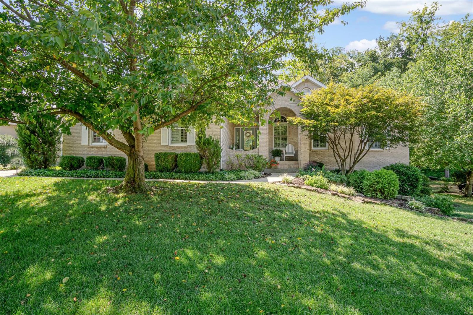 1716 10th Fairway Drive