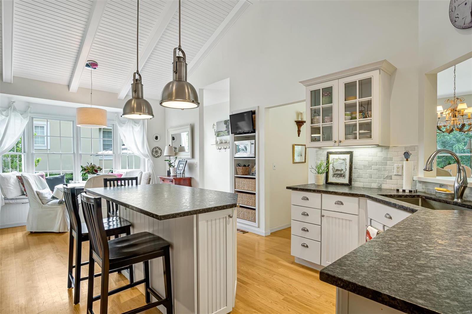 1716 10th Fairway Drive