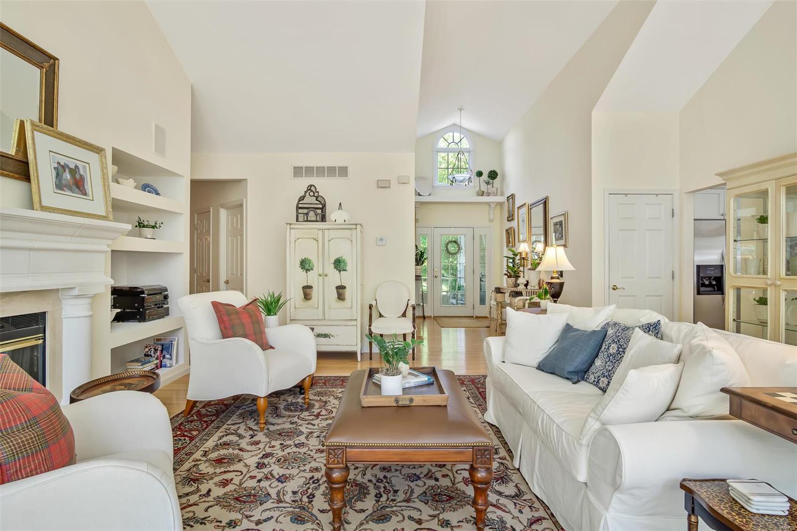 1716 10th Fairway Drive