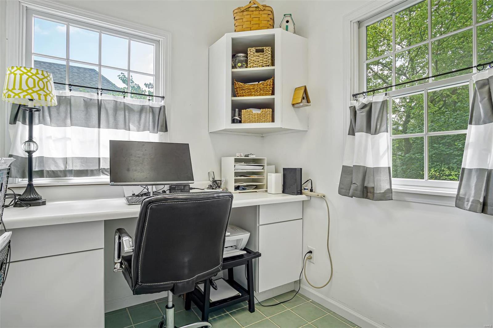 1716 10th Fairway Drive