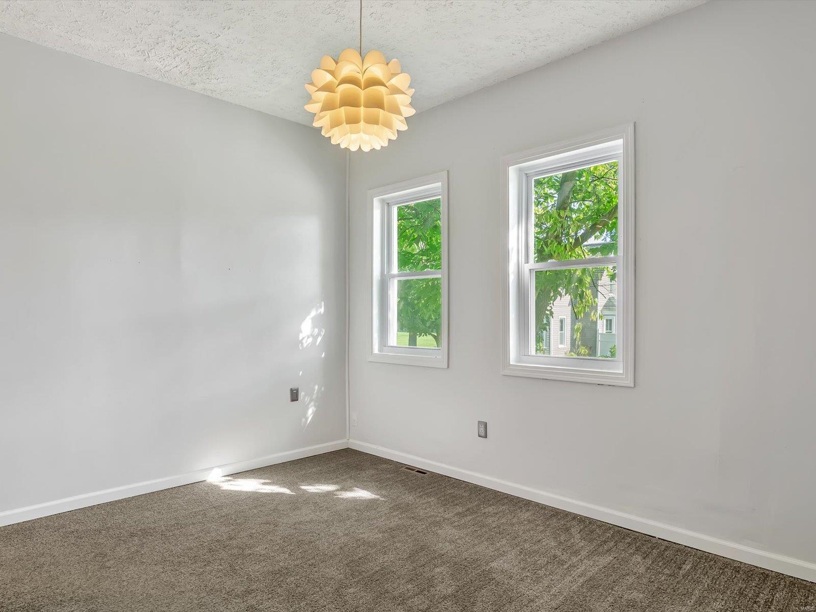 519 N Kaempfe Street