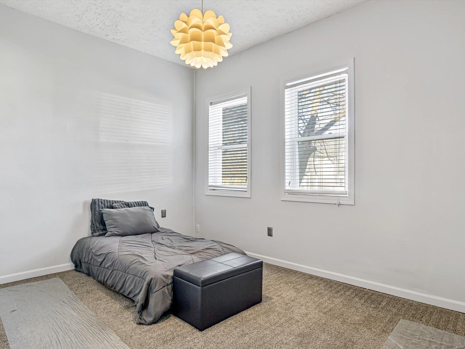 519 N Kaempfe Street