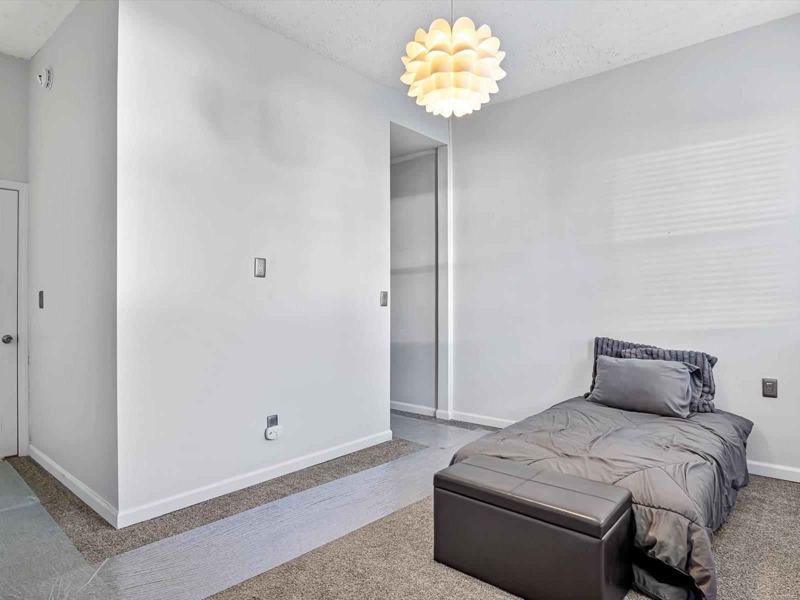 519 N Kaempfe Street