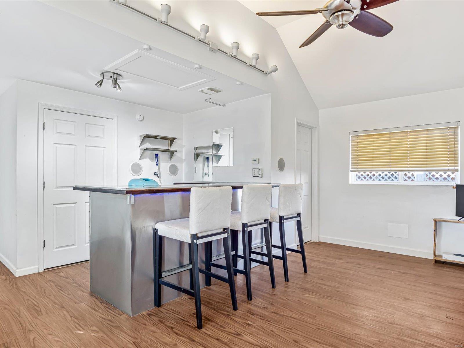 519 N Kaempfe Street