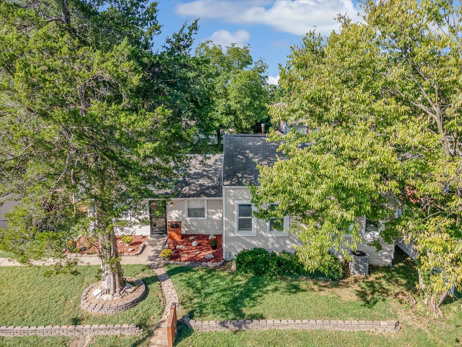 519 N Kaempfe Street