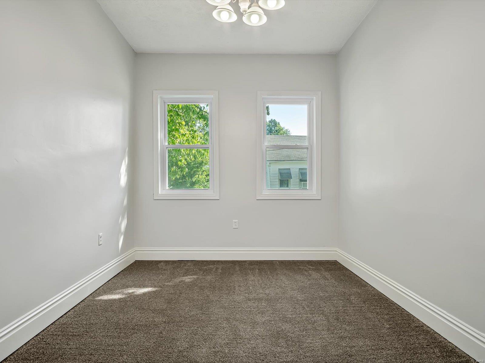 519 N Kaempfe Street